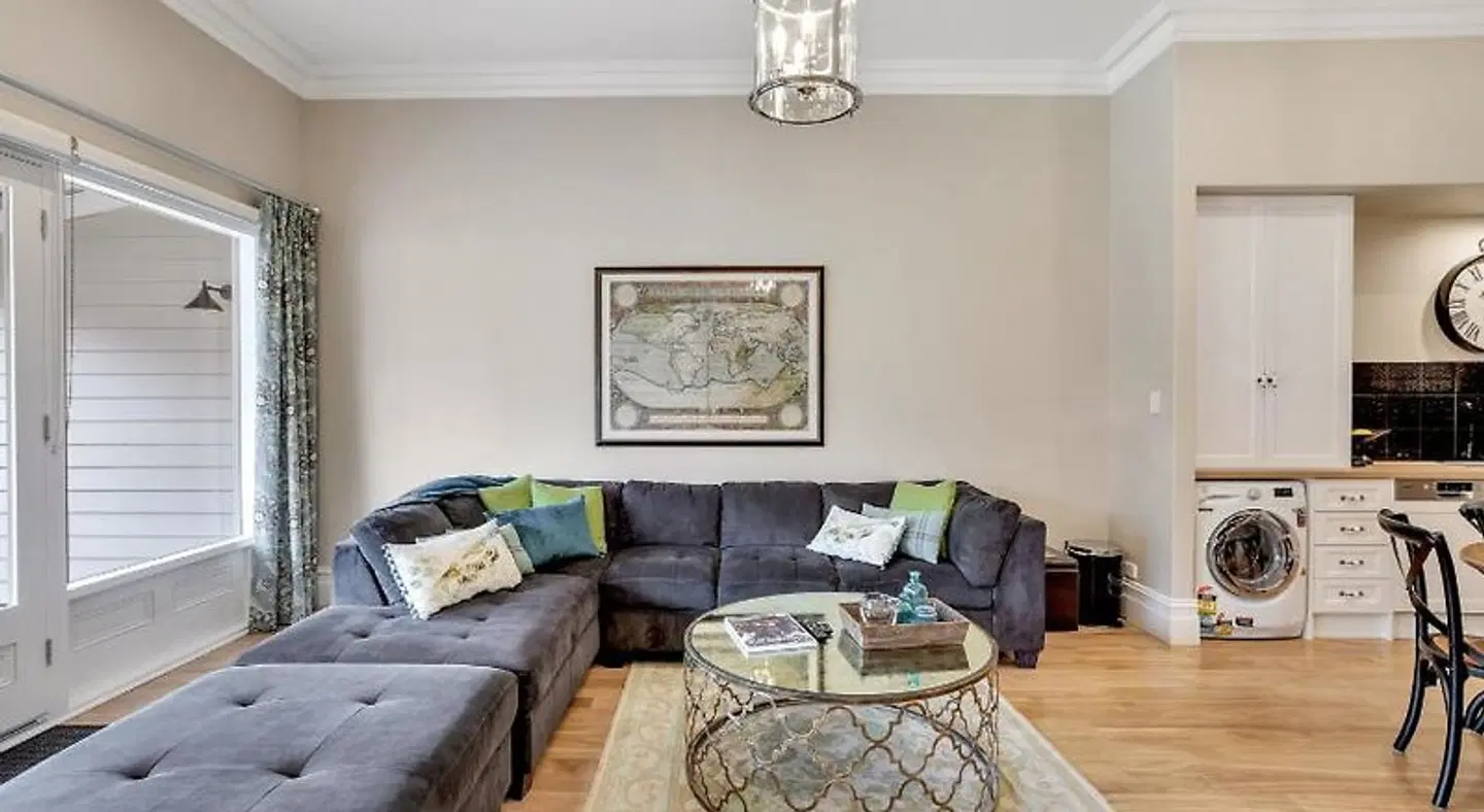 Grandview Accommodation - The Elm Tree Apartments ROOM_EXAMPLE