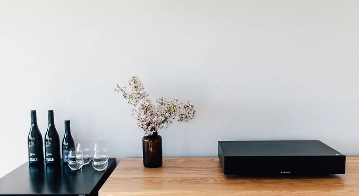 Black Estate B & B HEALTH_BEAUTY