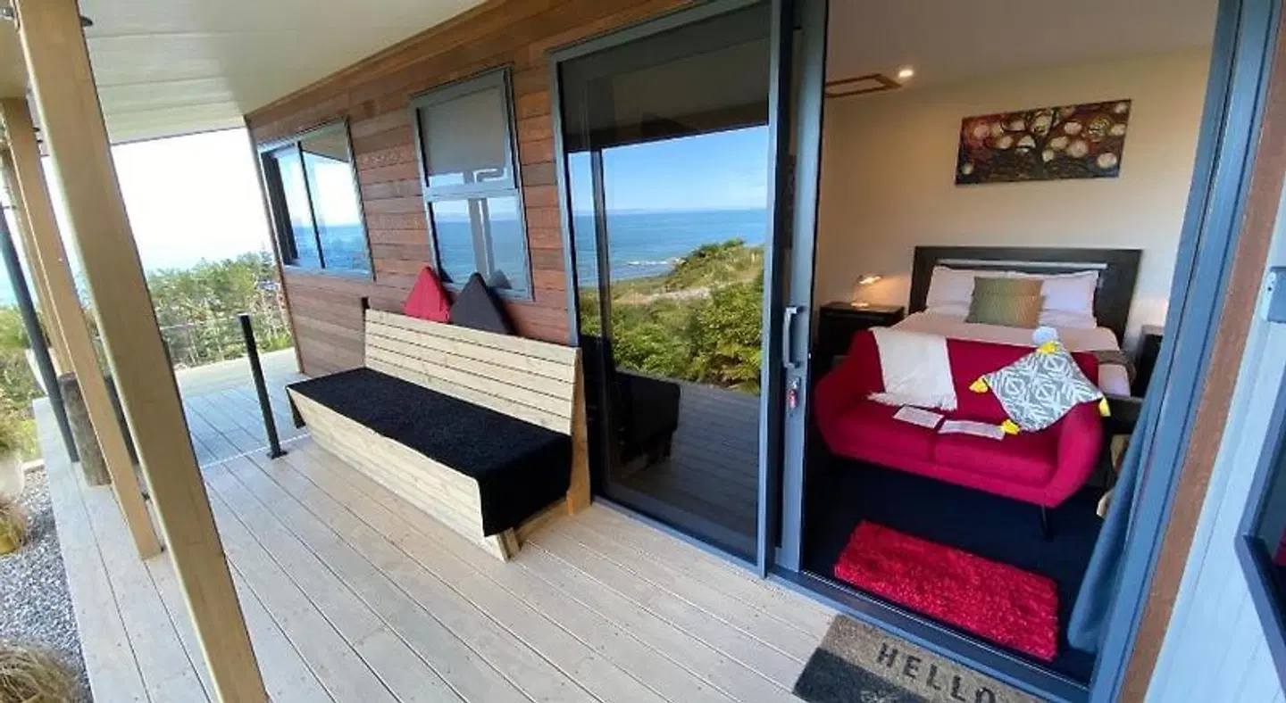 Tasman Sea Retreat ROOM_EXAMPLE