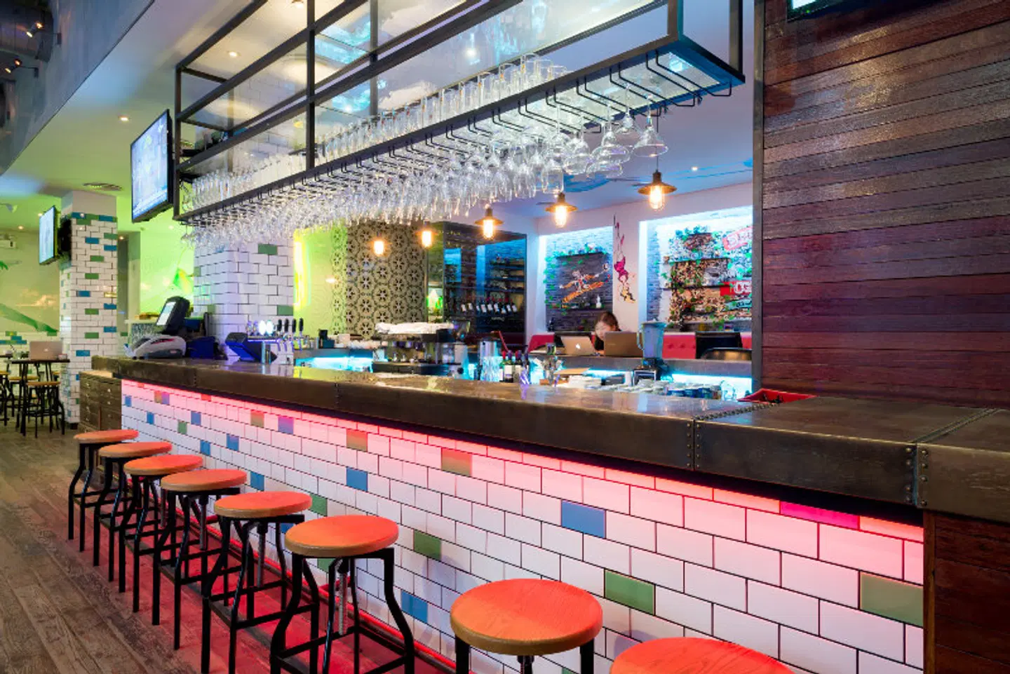 URBN Boutique Shanghai Bar