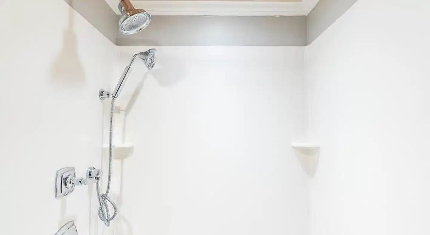 Boothbay Harbor Oceanside Inn Badezimmer