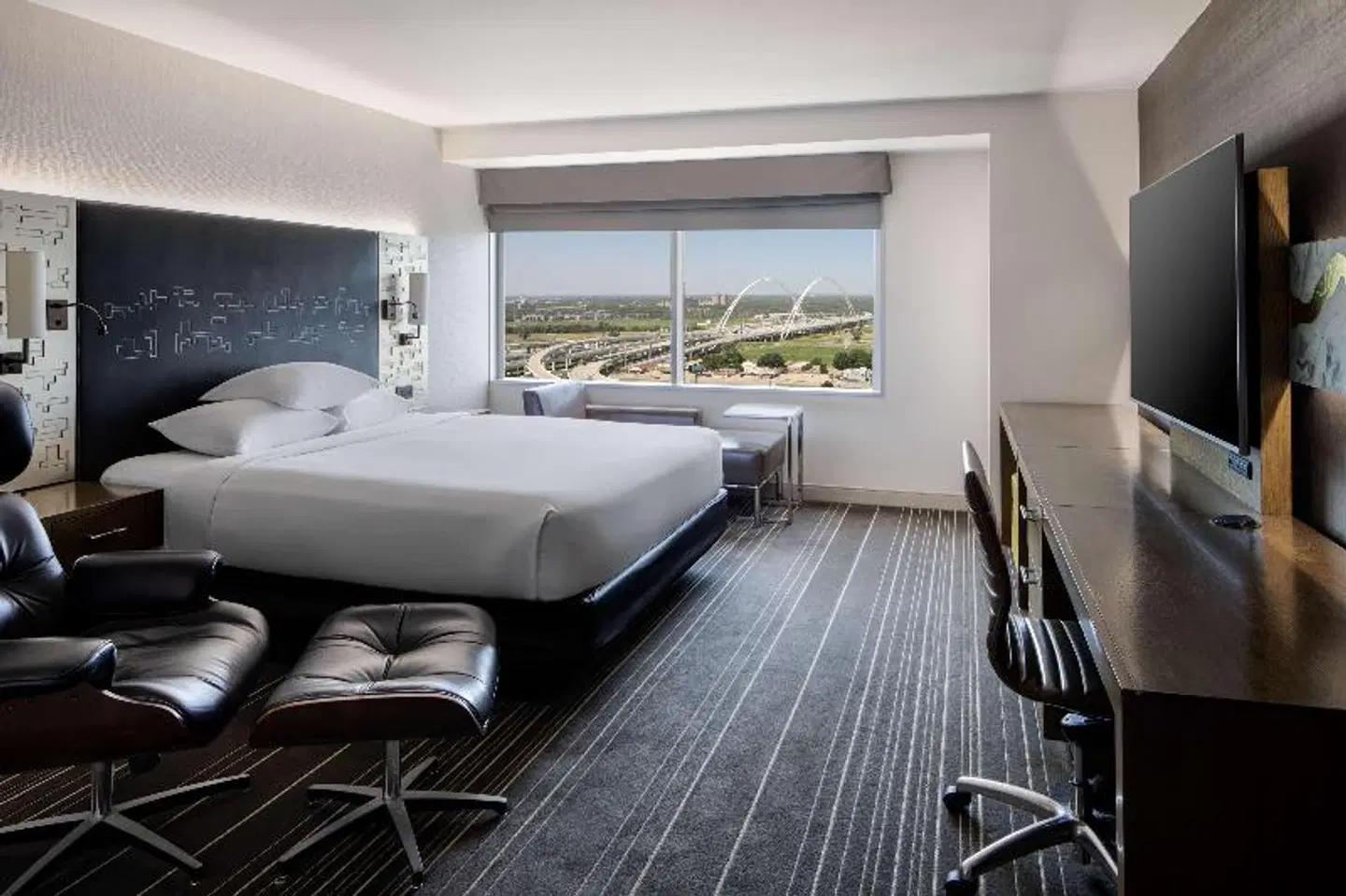Hyatt Regency Dallas ROOM_EXAMPLE