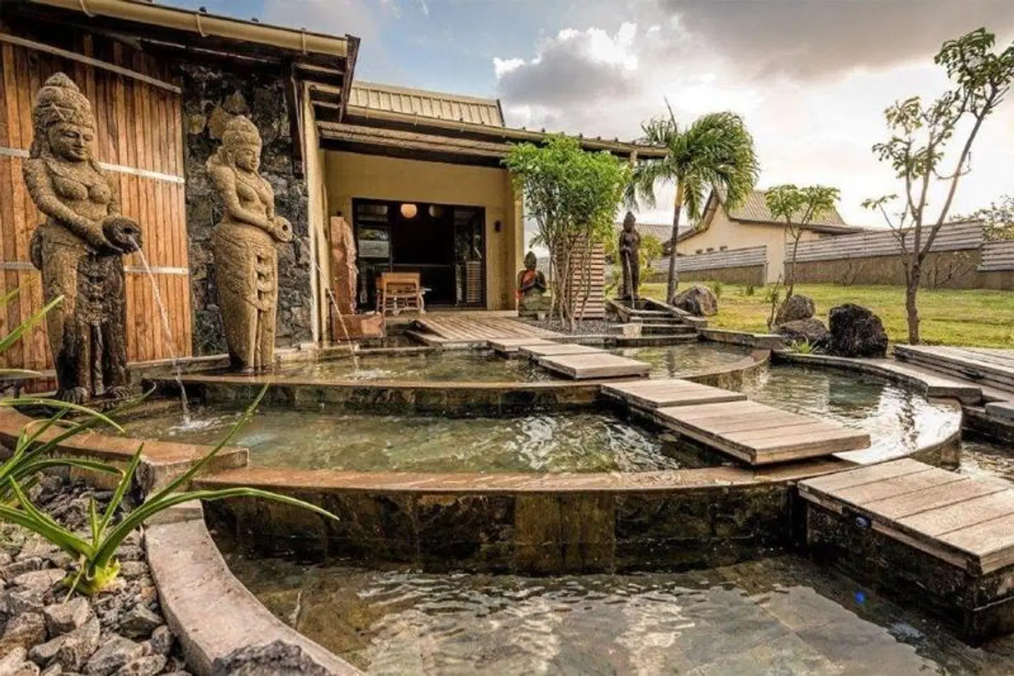 Cotton Bay Resort & Spa EXTERIOR