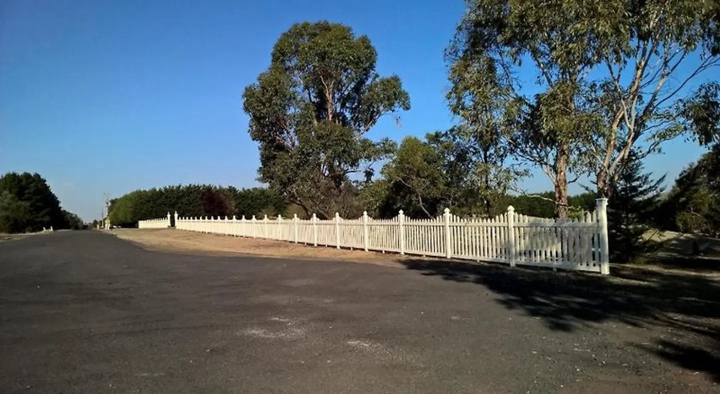 Cleggett Estate Strand