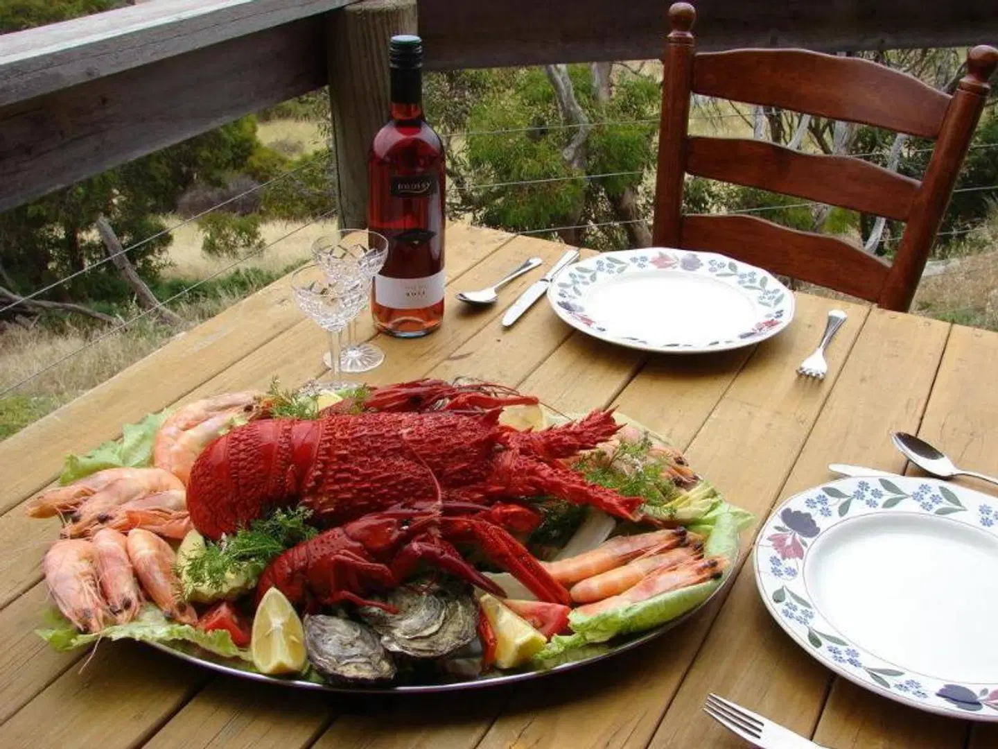 Sea Dragon Lodge Restaurant