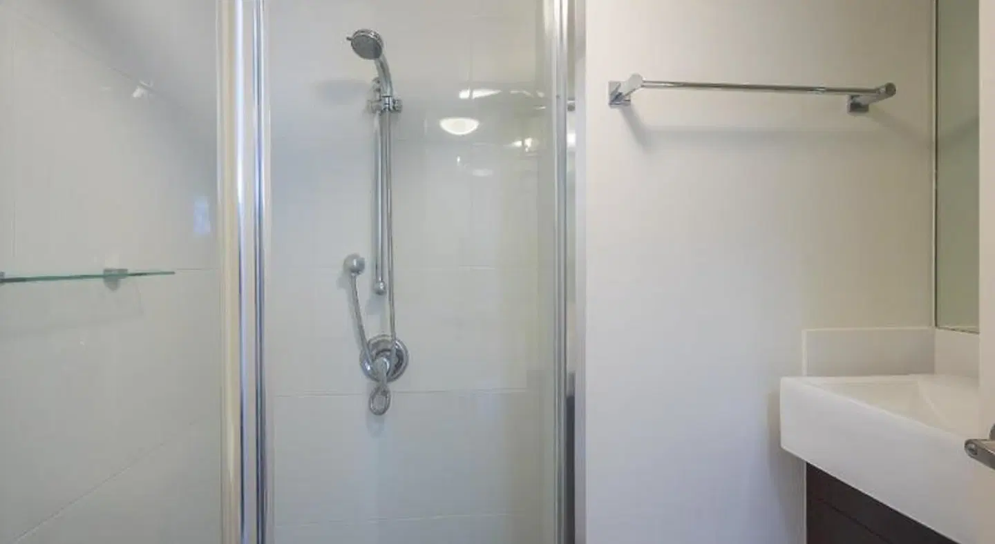 Founda Gardens Apartments Badezimmer