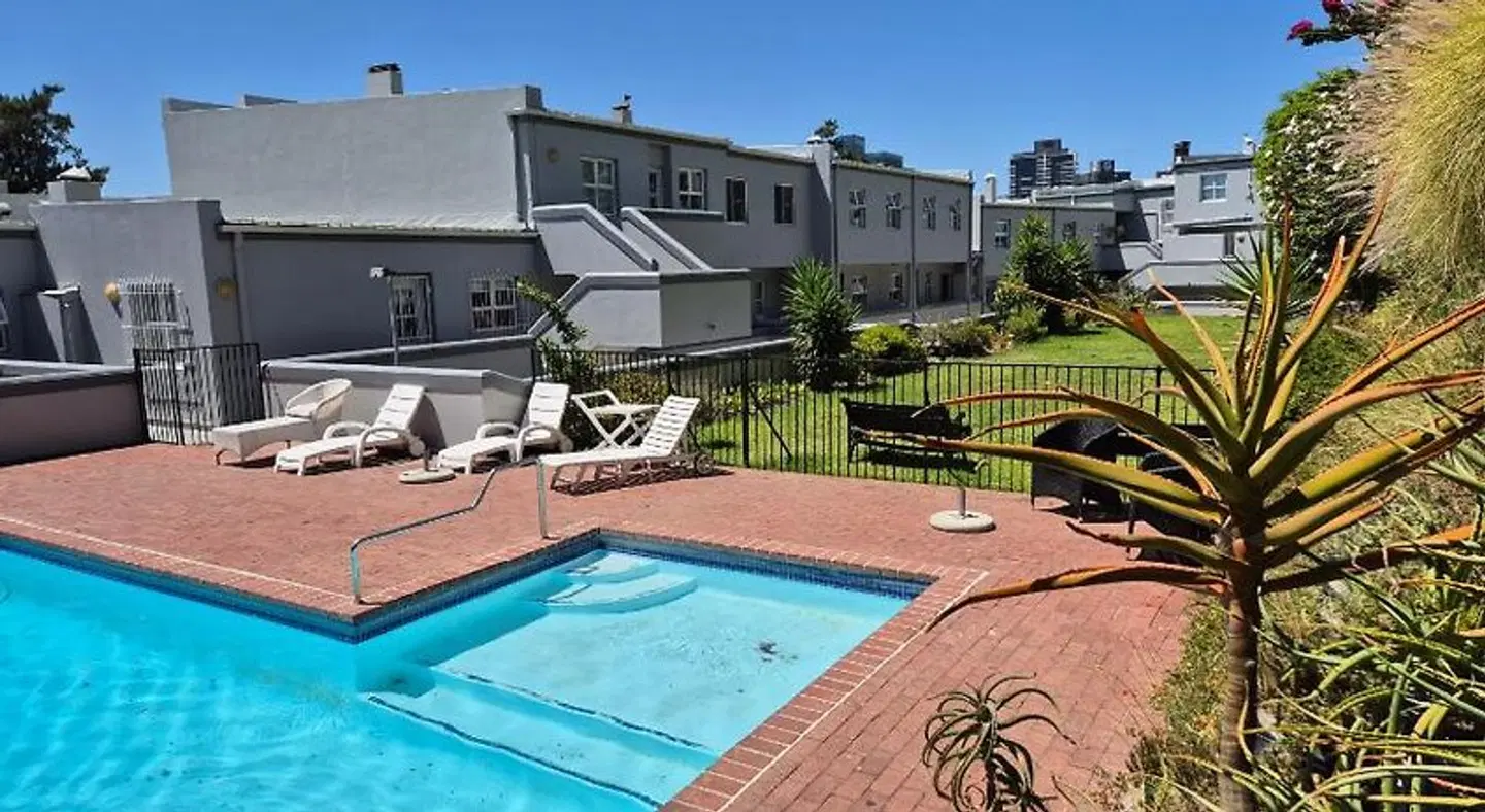 De Waterkant Cottages OUTDOOR_POOL