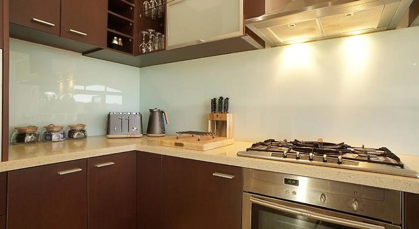 Central Avenue Apartments ROOM_EXAMPLE