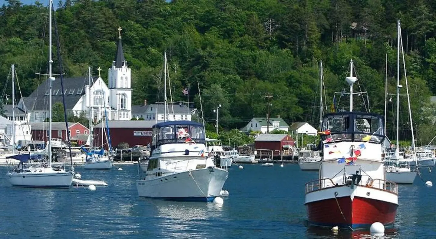 Boothbay Harbor Oceanside Inn EXTERIOR