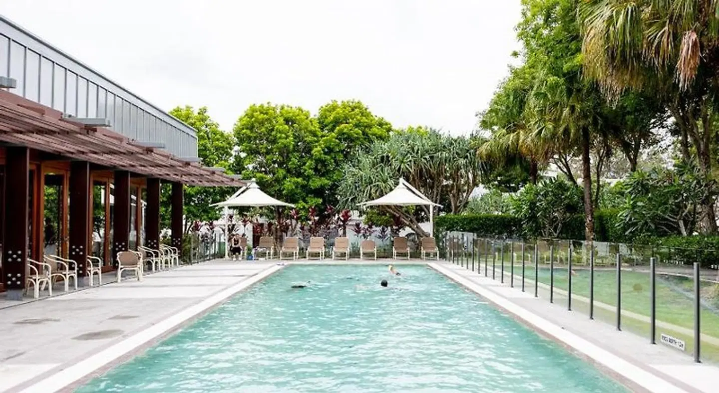 Allisee Apartments OUTDOOR_POOL