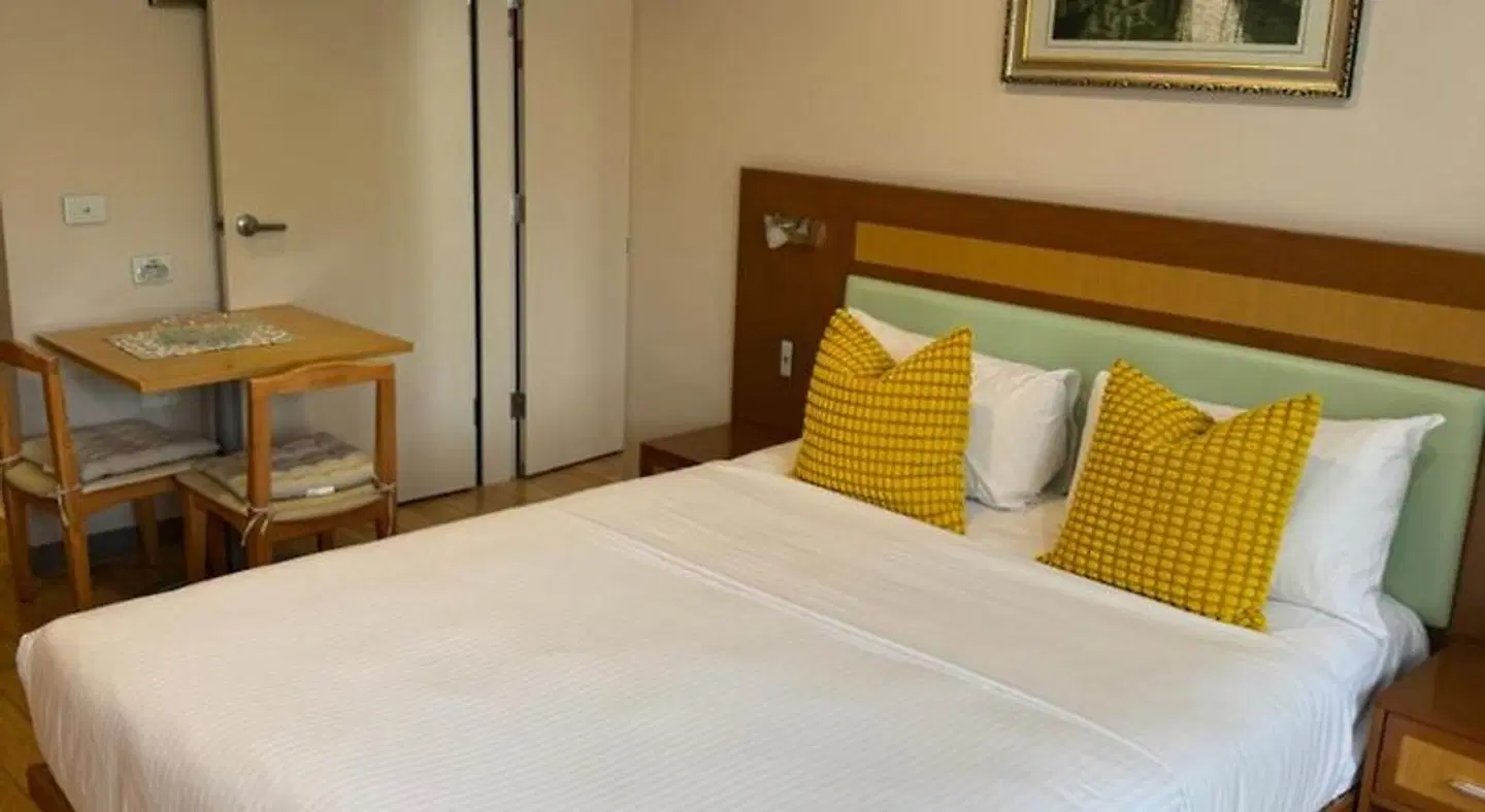 Melrose Apartments ROOM_EXAMPLE