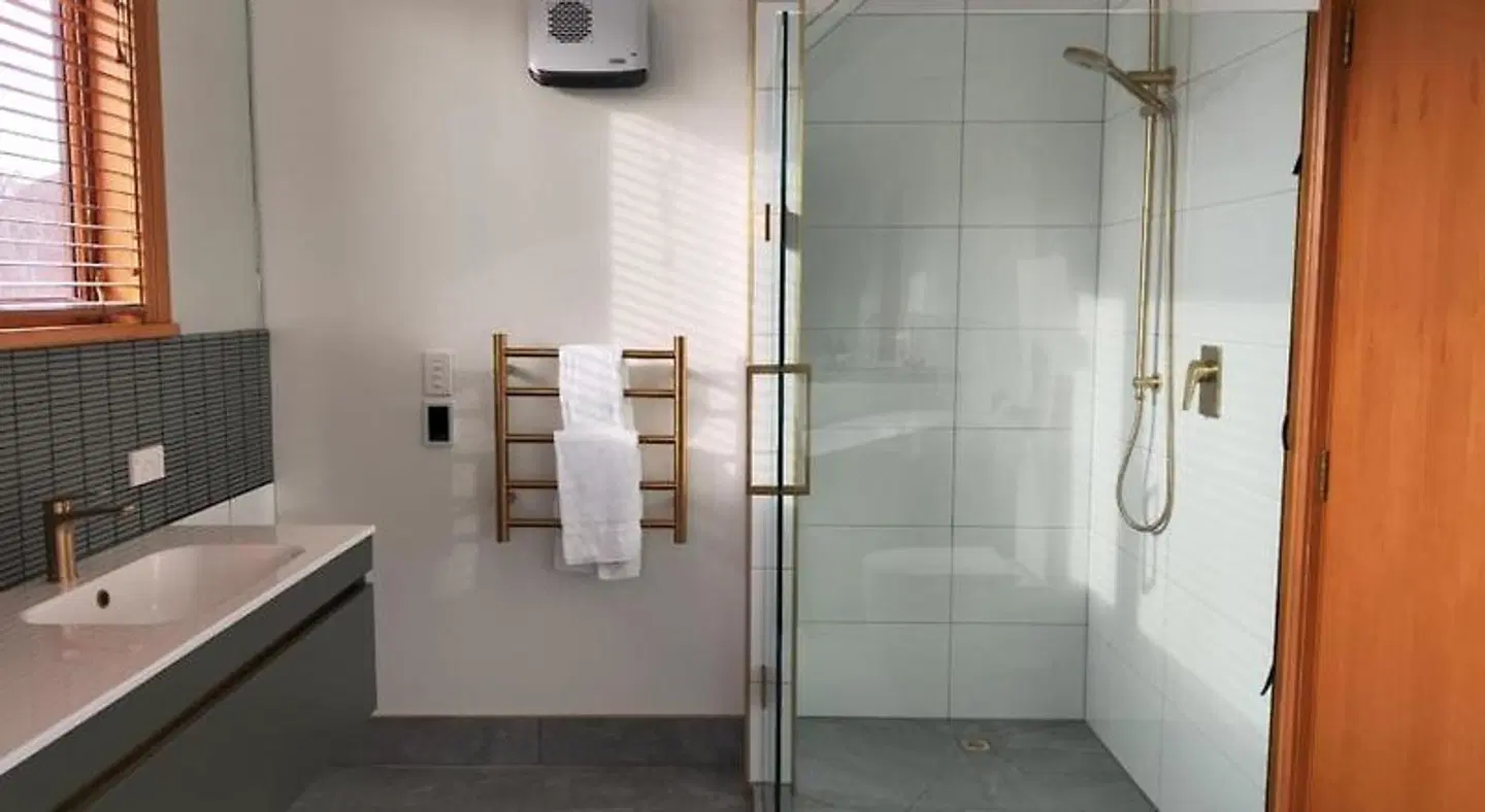 Manata Lodge Luxury Apartments Badezimmer