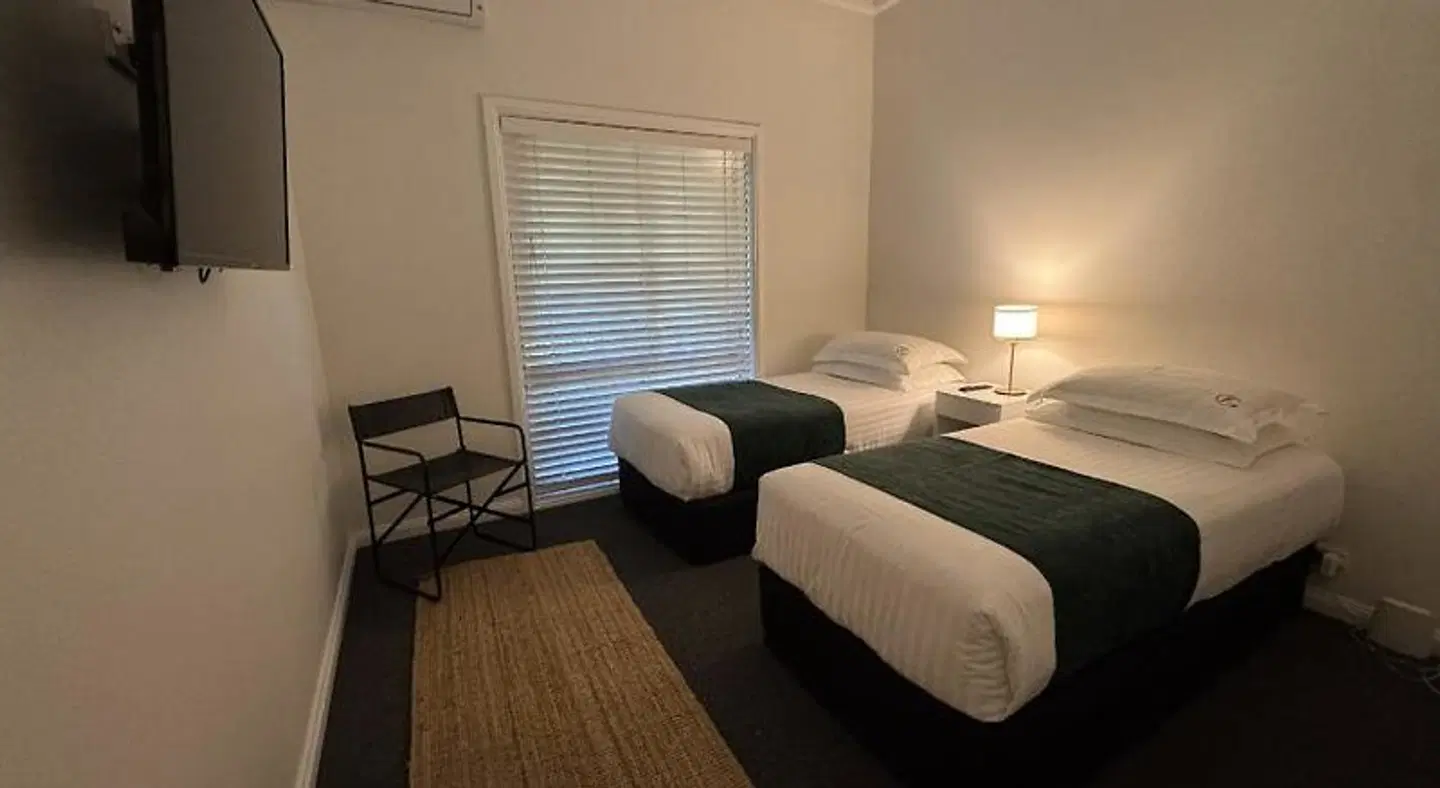 Lincoln Cottage Motor Inn HEALTH_BEAUTY