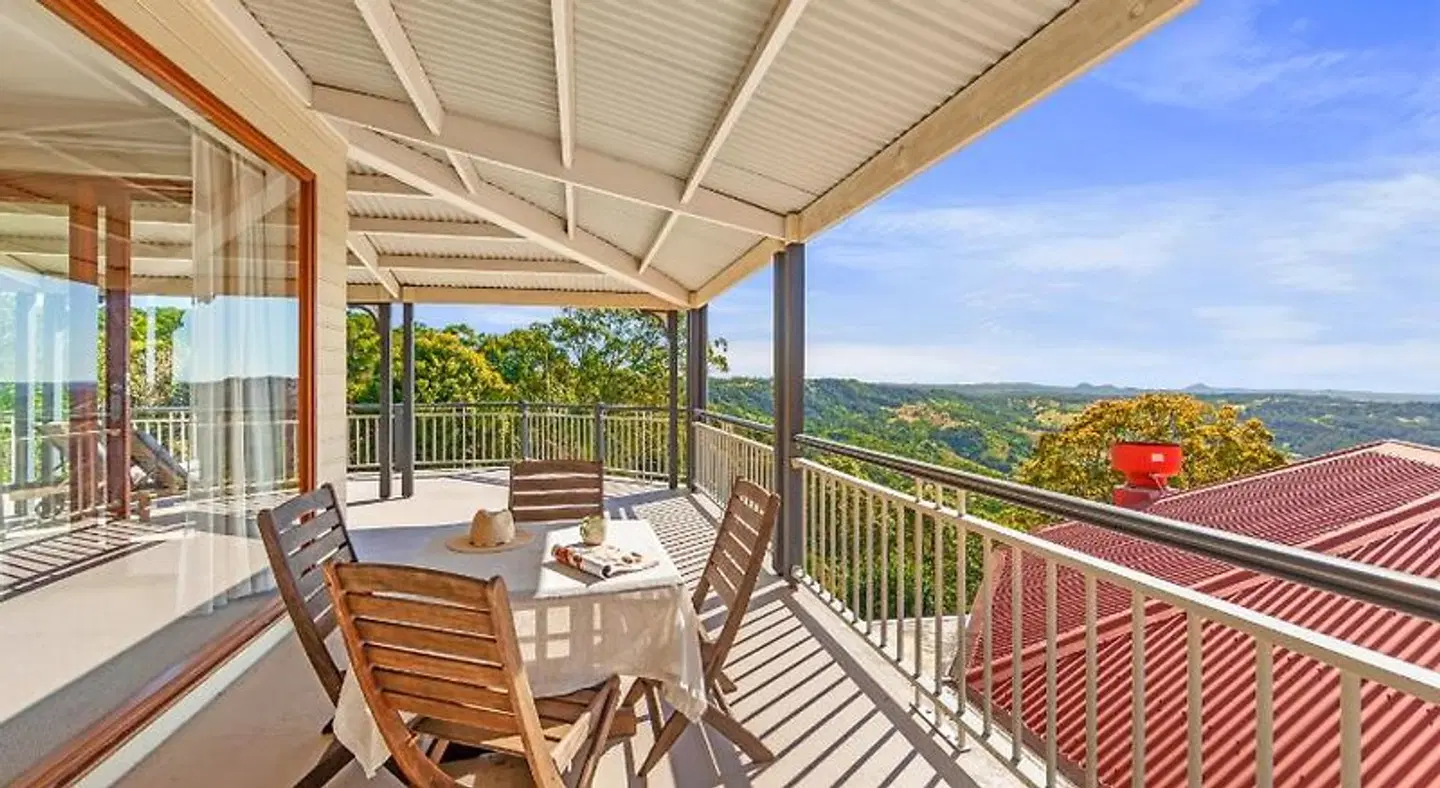 Mayfield on Montville Terrasse