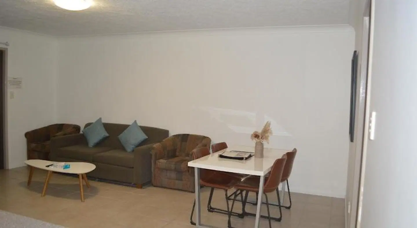 James Street Motor Inn ROOM_EXAMPLE