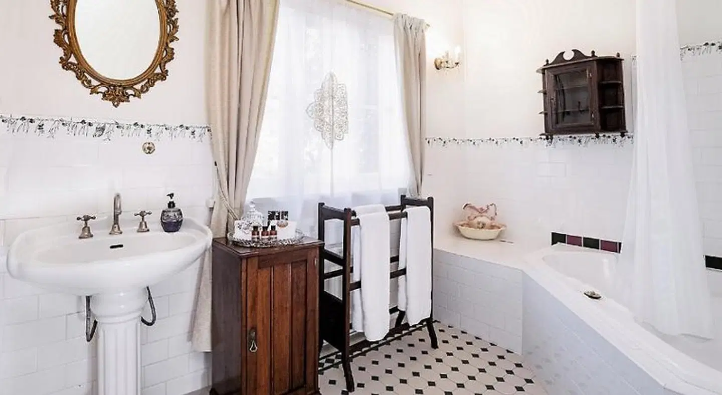 Kurrara Historic Guest House ROOM_EXAMPLE