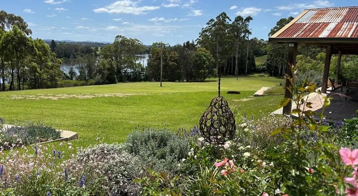 Mansfield on the Manning Garten