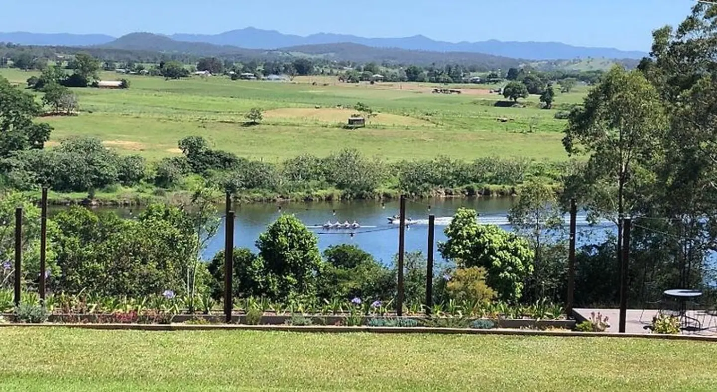 Mansfield on the Manning Garten