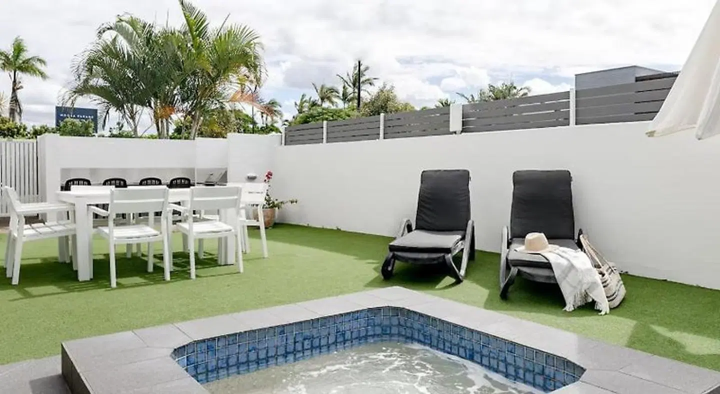 Noosa Parade Holiday Inn Terrasse