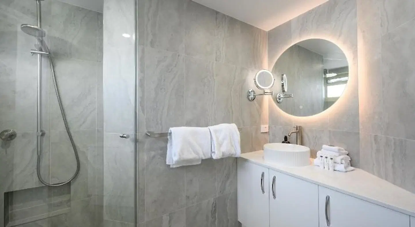 #2 Hastings Street Badezimmer