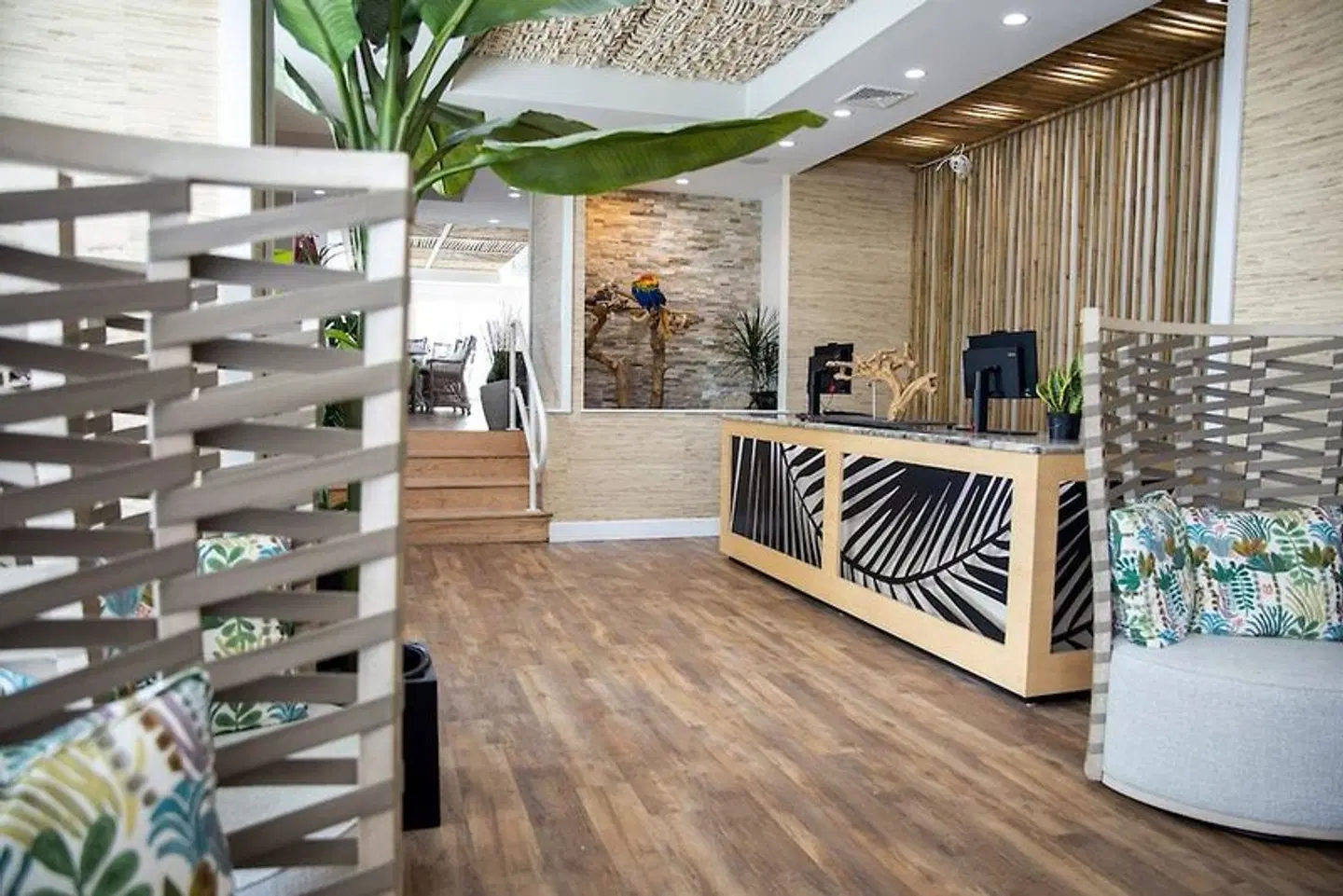 Mahalo Diamond Beach HEALTH_BEAUTY