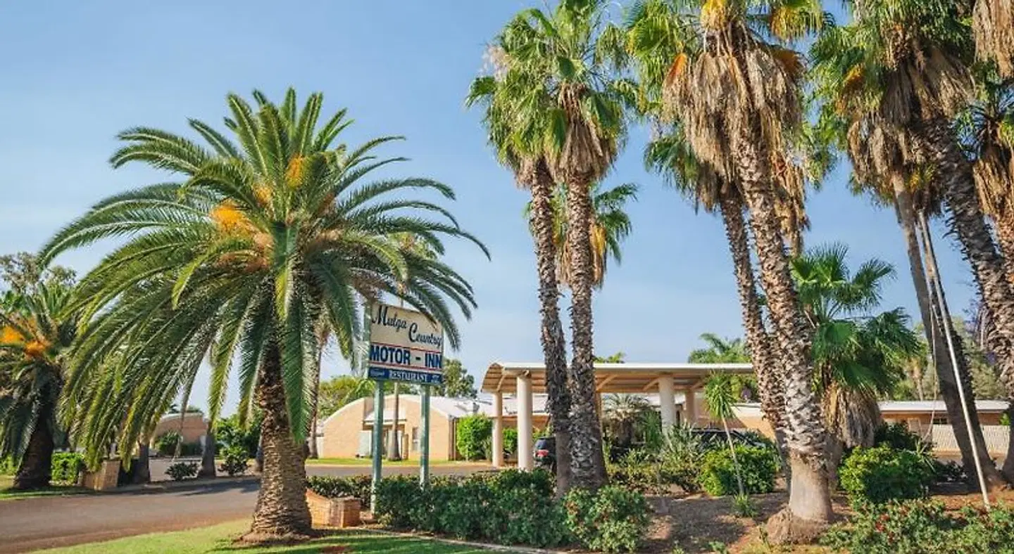 Mulga Country Motor Inn EXTERIOR