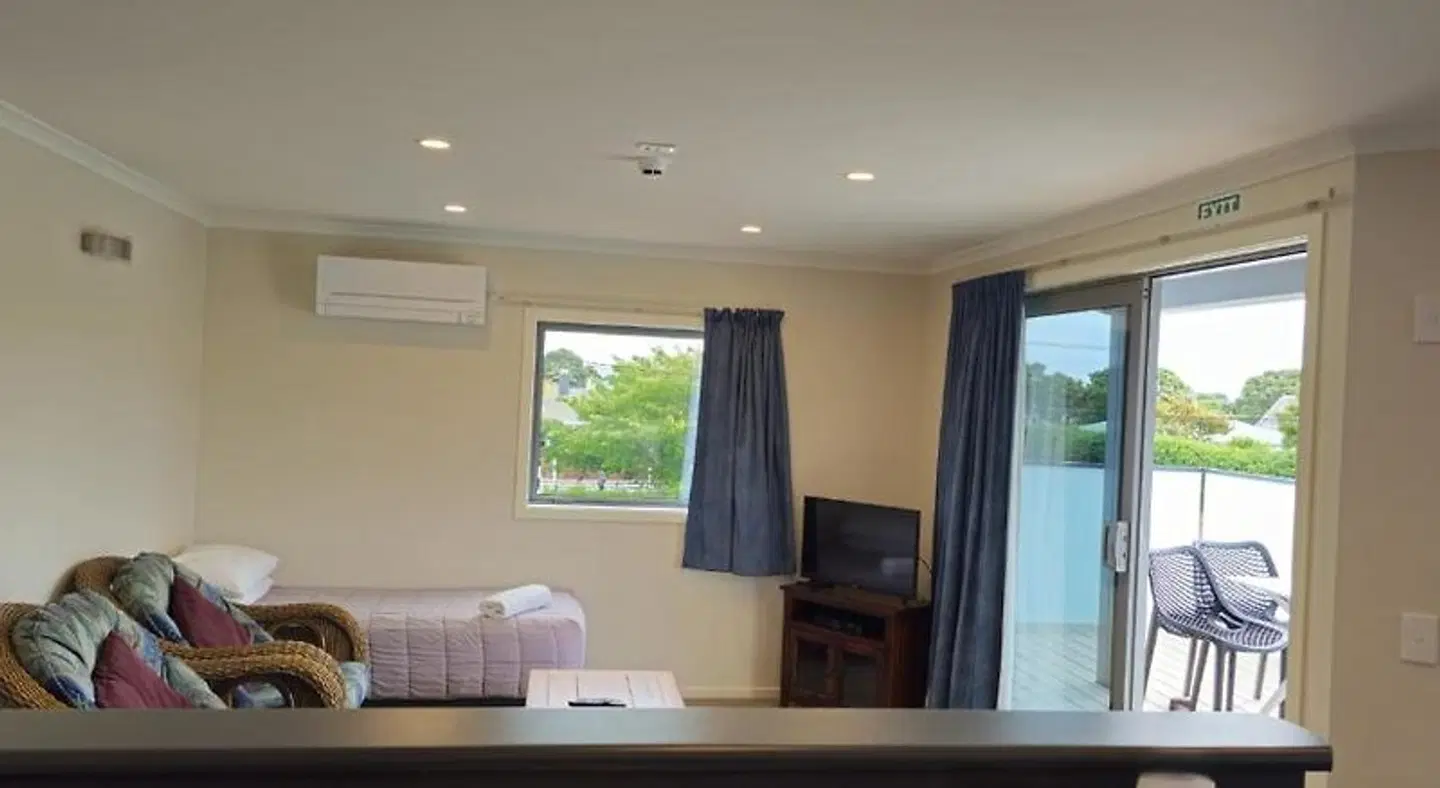 Boatshed Motel Apartments ROOM_EXAMPLE