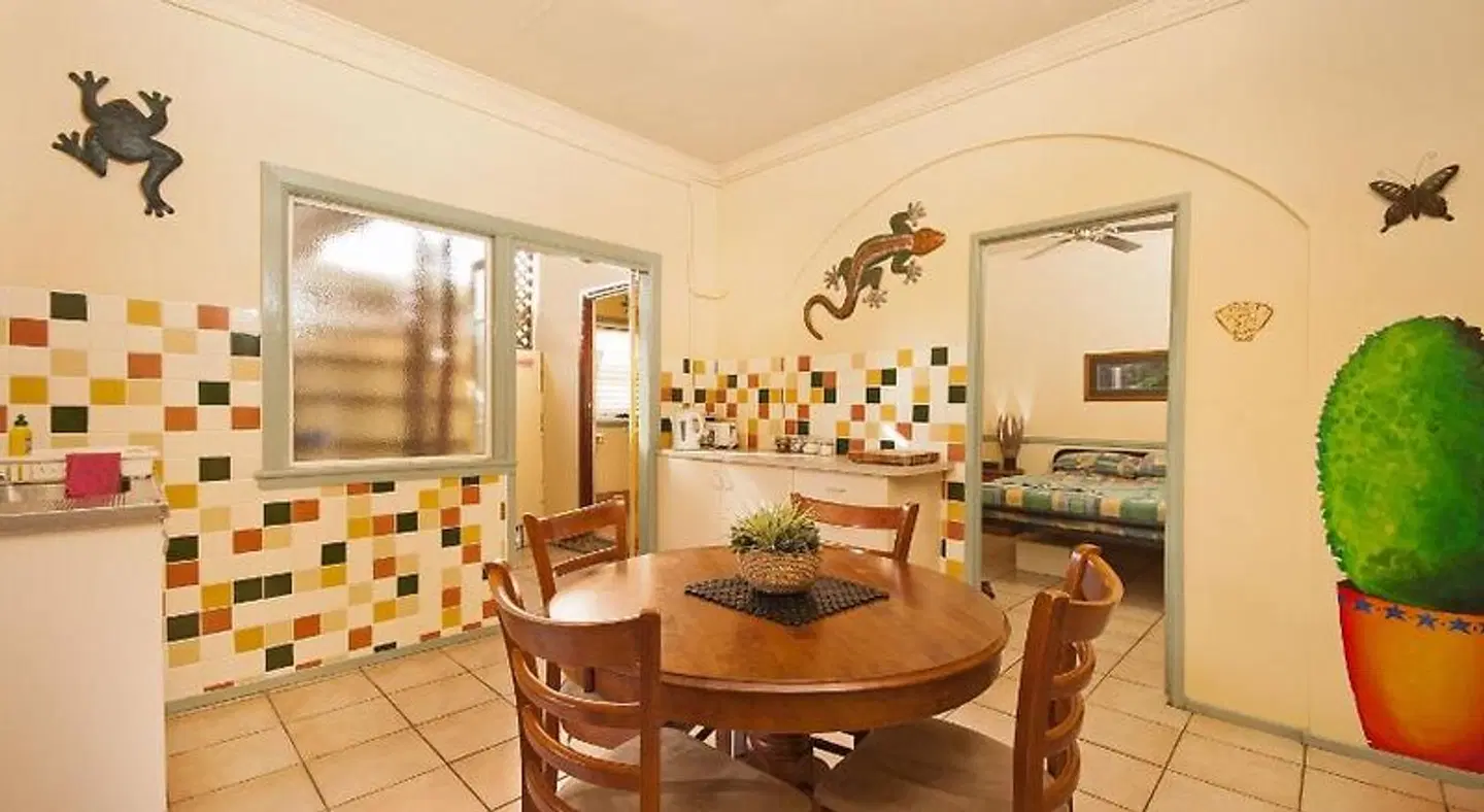 Travellers Oasis ROOM_EXAMPLE