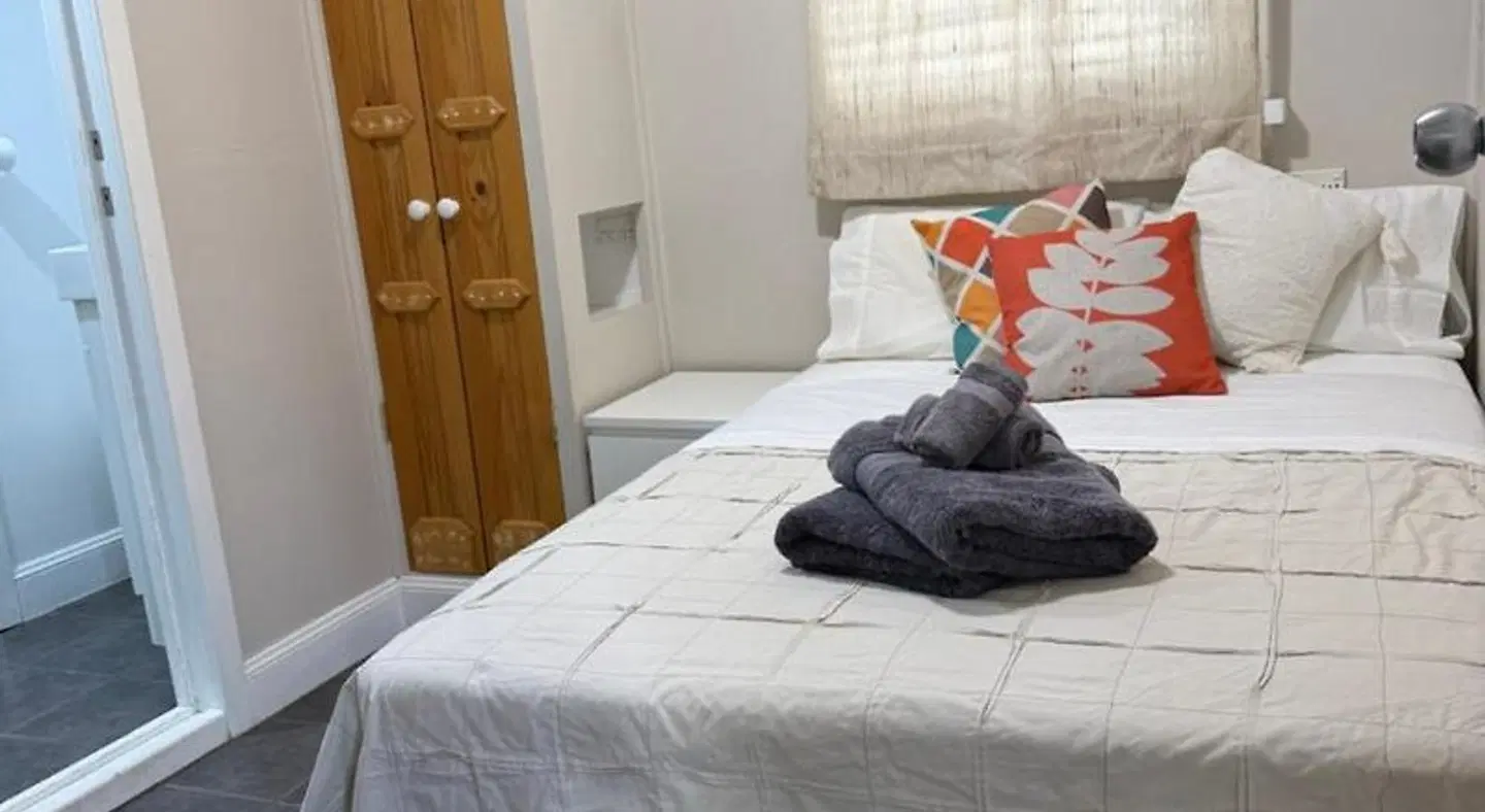 Riverside Farm Retreat ROOM_EXAMPLE