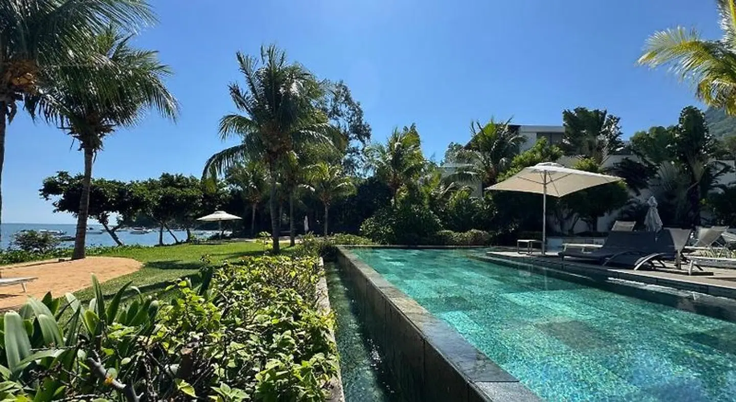 Latitude By Horizon Holidays OUTDOOR_POOL