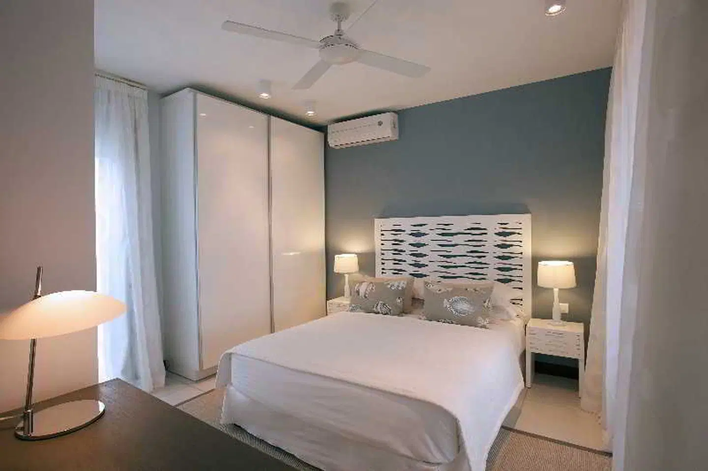 Plage Bleue Beachfront Luxury Apartments ROOM_EXAMPLE