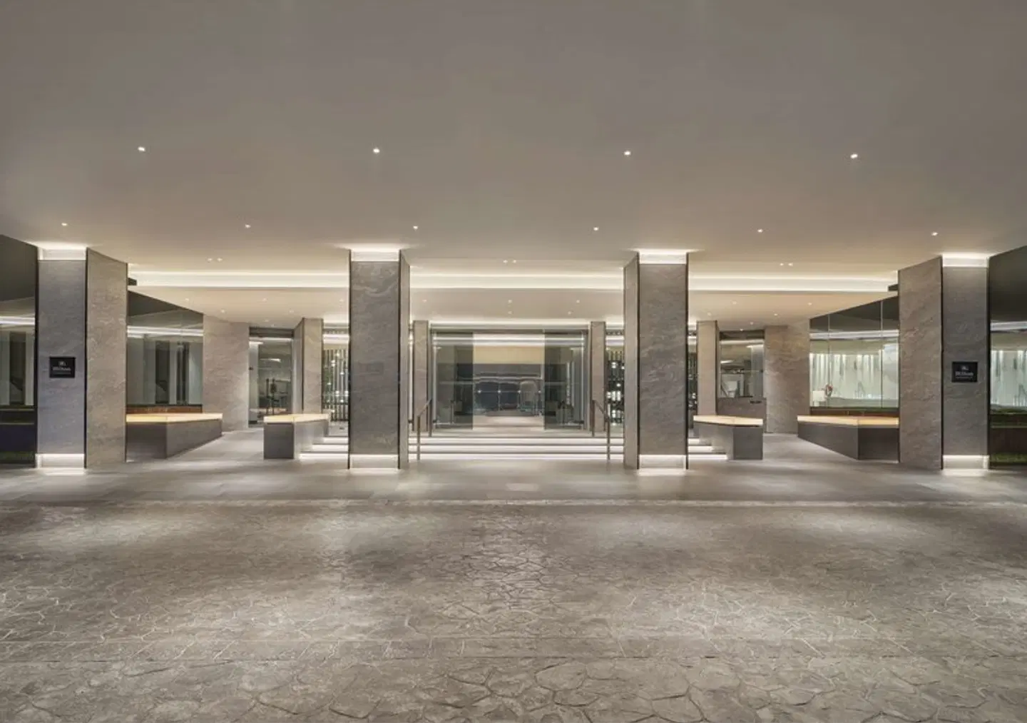 Hilton Hua Hin Resort & Spa LOUNGE_LOBBY