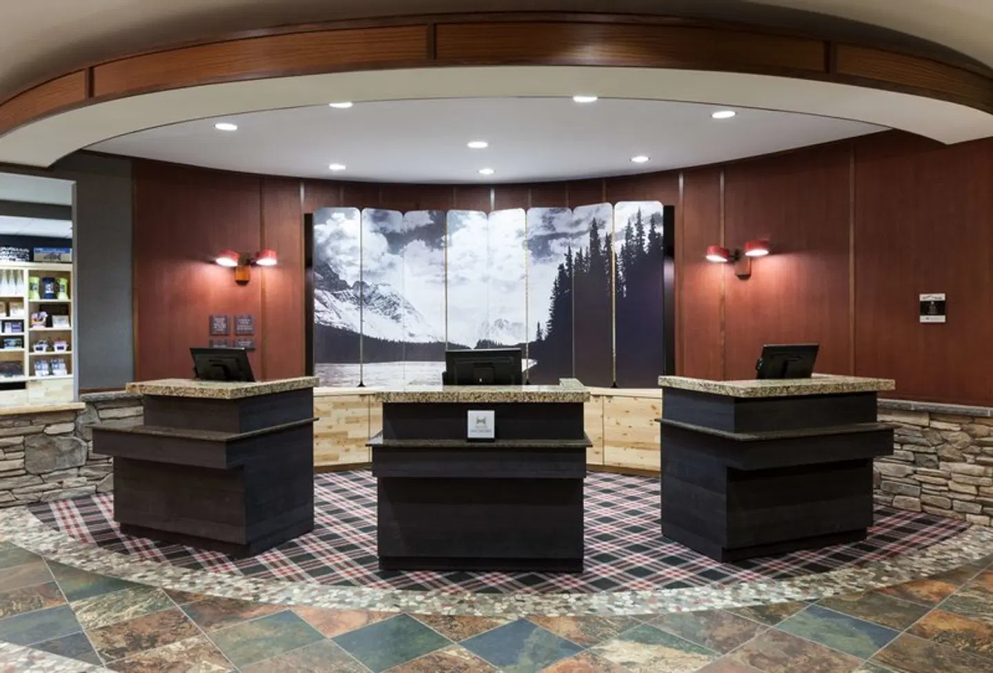 Embassy Suites by Hilton Anchorage LOUNGE_LOBBY