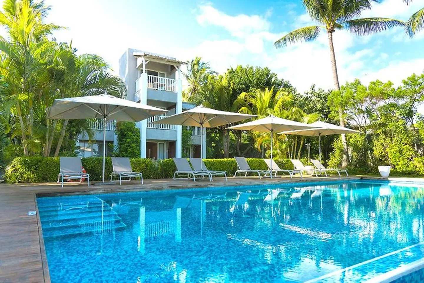 Mon Choisy Beach Resort OUTDOOR_POOL