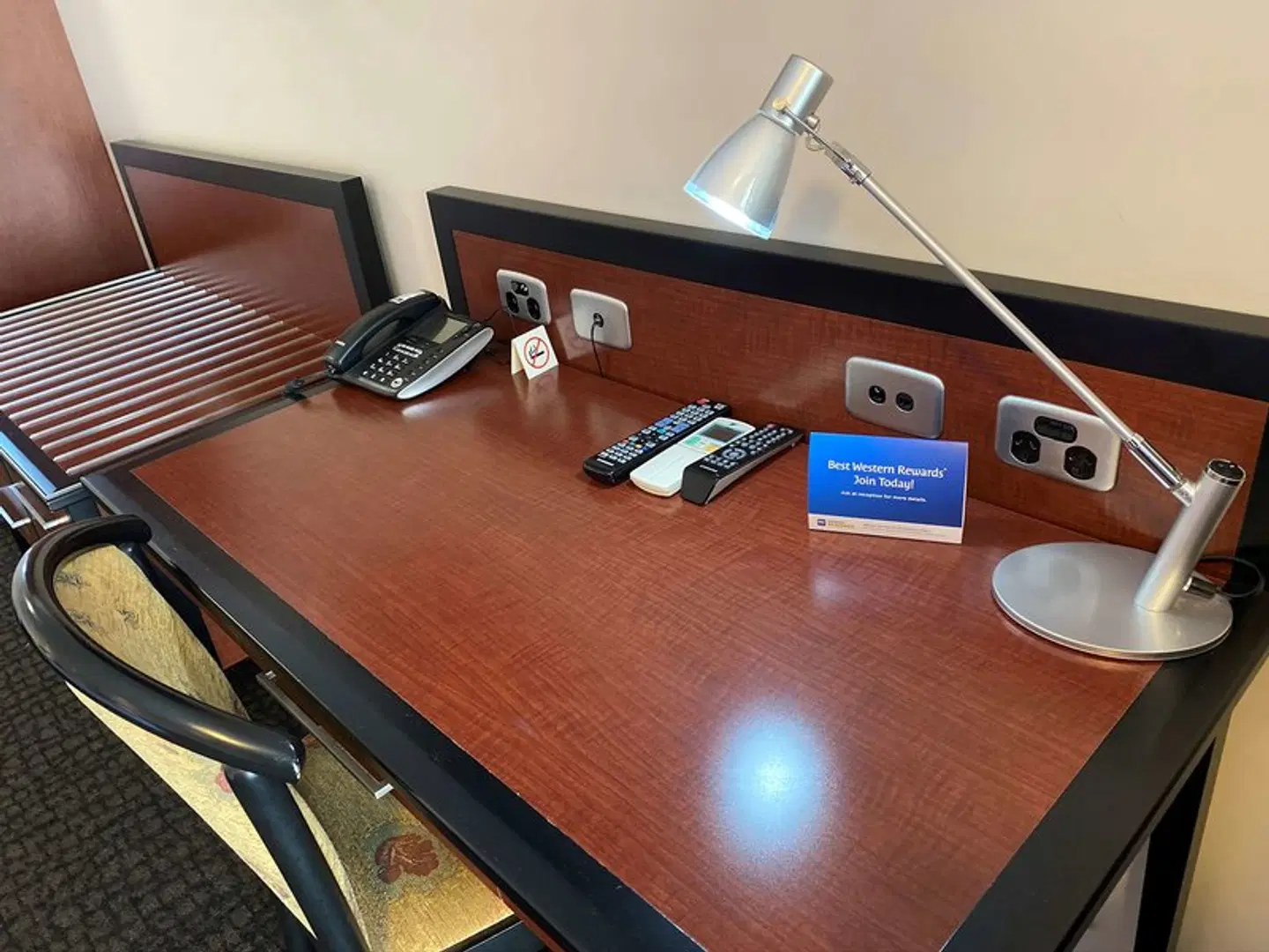 Best Western Plus All Settlers Motor Inn SPORTS_AND_LEISURE
