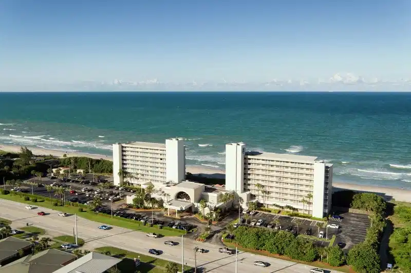 DoubleTree Suites by Hilton Melbourne Beach Oceanfront – Hotelfoto