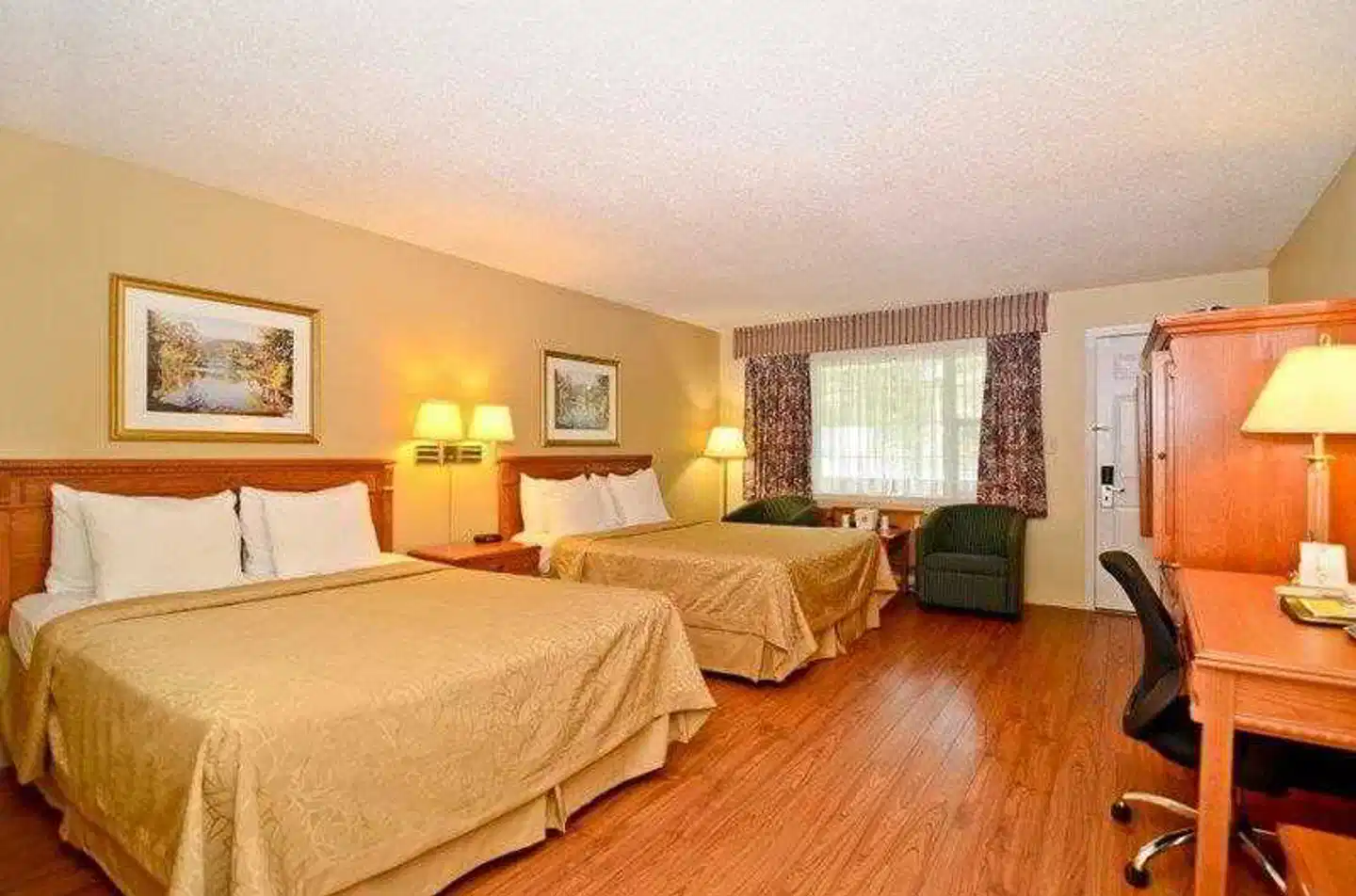 Super 8 by Wyndham Gananoque/Country Squire Resort Wohnbeispiel