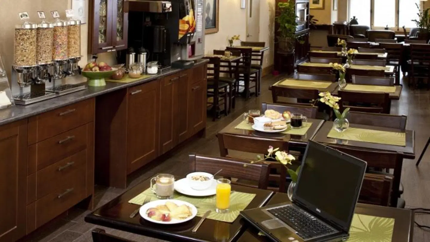 Chateau Bellevue Restaurant