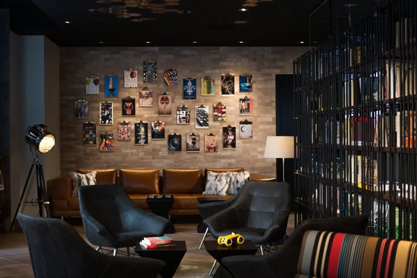 Renaissance Montreal Downtown Hotel Bar