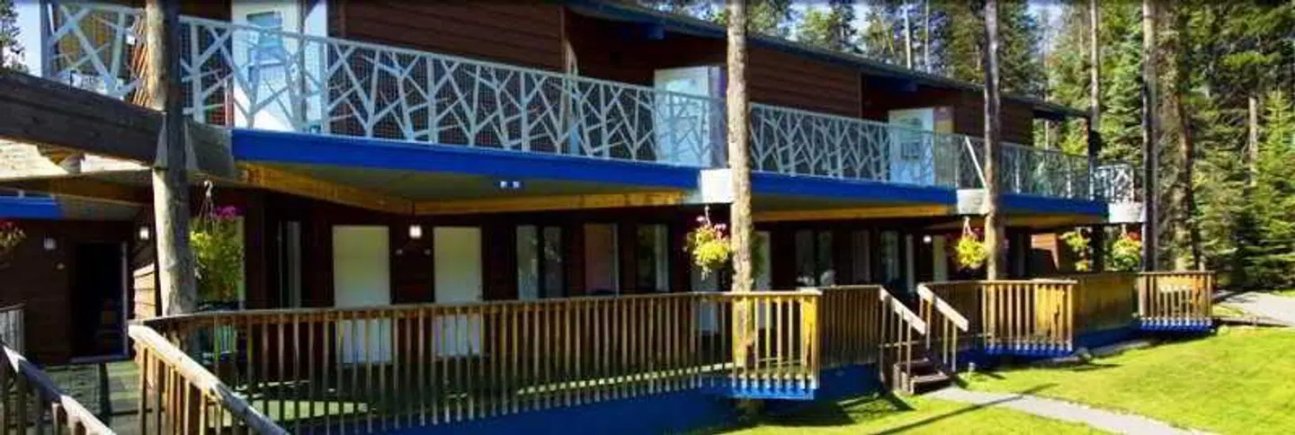 Sunwapta Falls Rocky Mountain Lodge Hallenbad