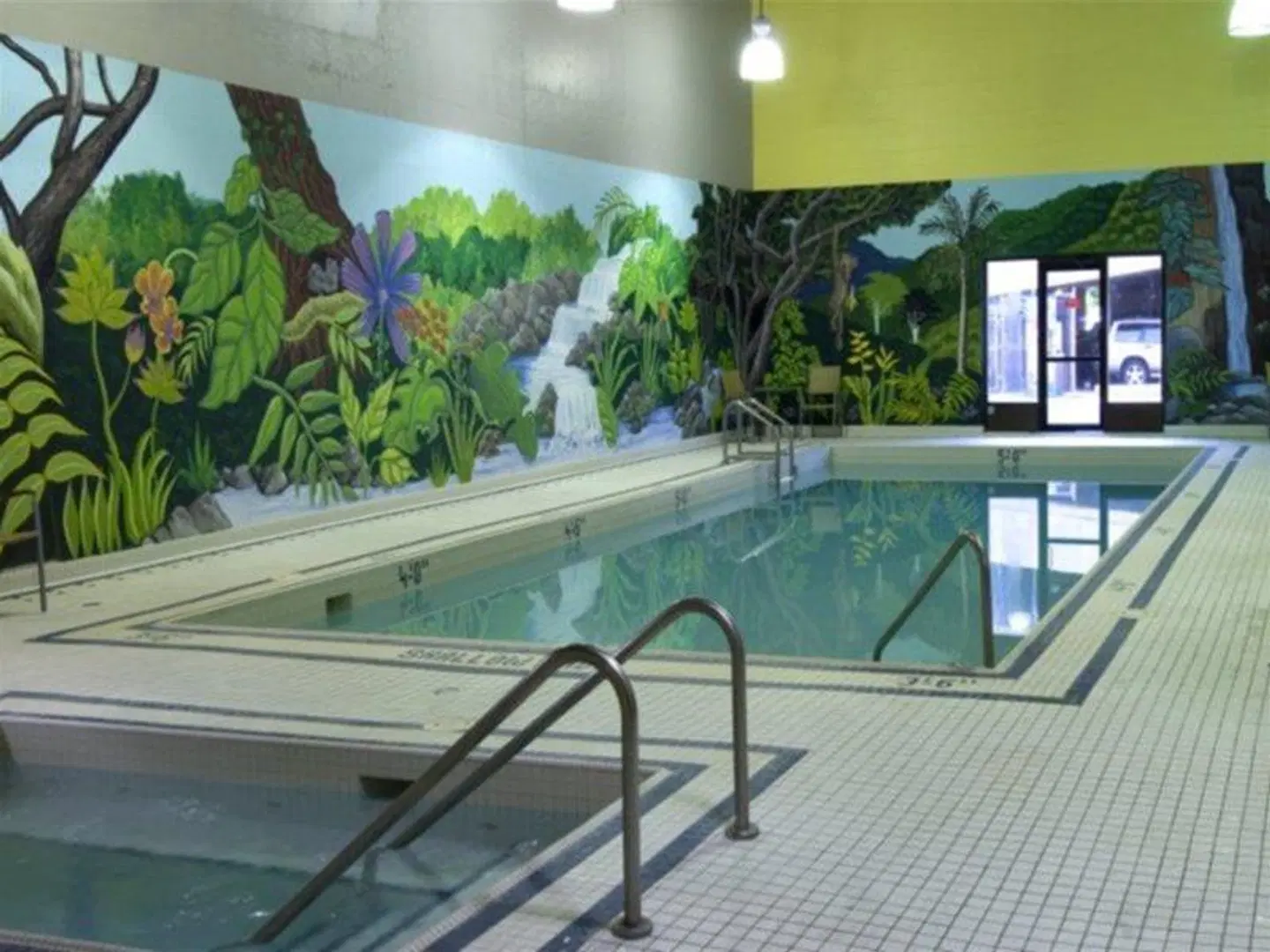 Penticton Lakeside Resort Hallenbad