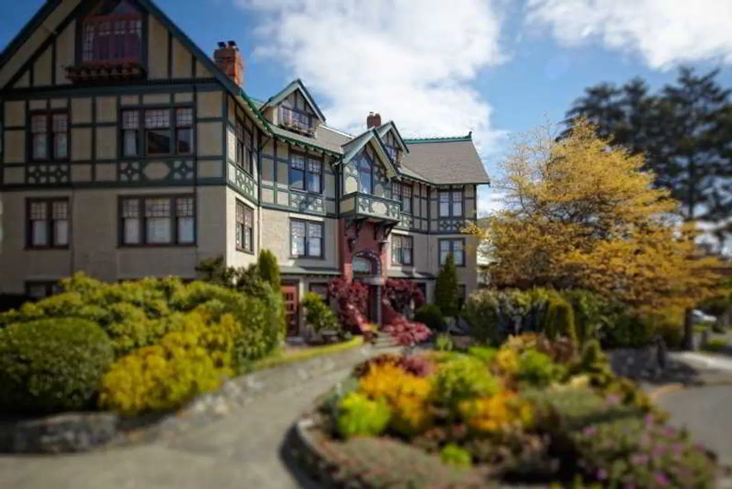 Abigail's Hotel EXTERIOR