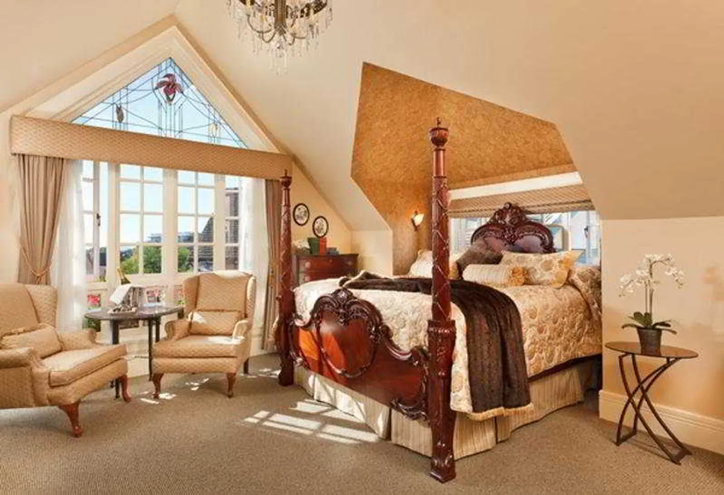 Abigail's Hotel ROOM_EXAMPLE