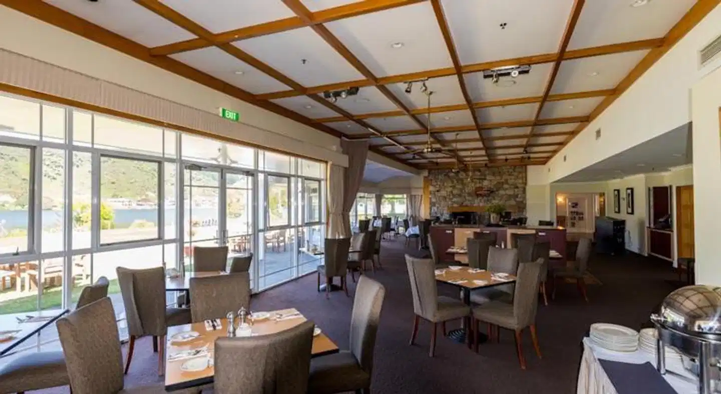VR Rotorua Lake Resort Restaurant