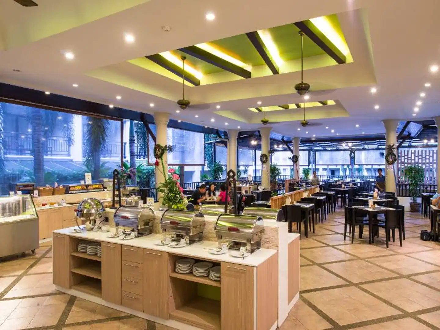 Deevana Patong Resort & Spa Restaurant