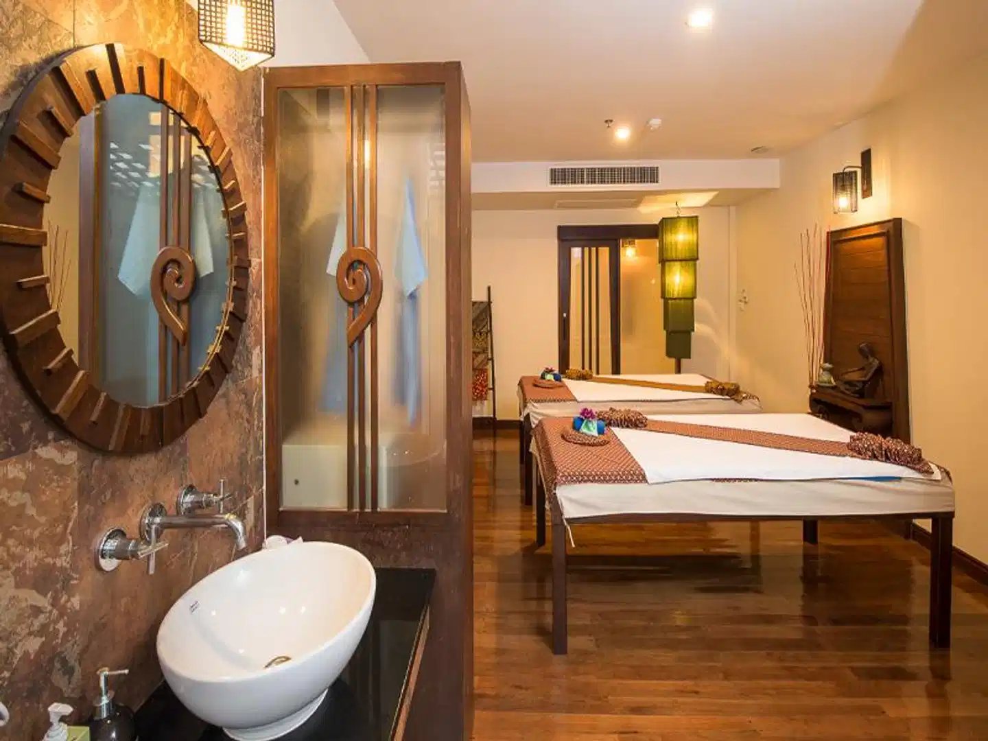 Deevana Patong Resort & Spa Badezimmer