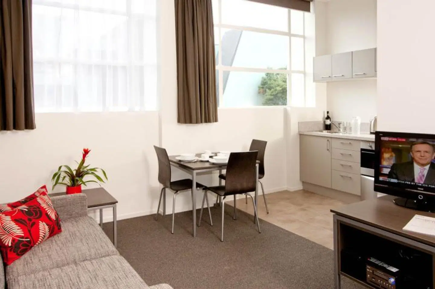 Quest New Plymouth ROOM_EXAMPLE