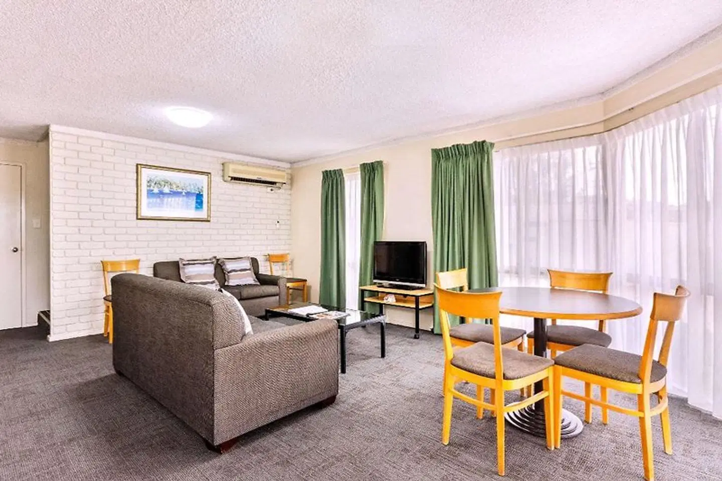 Quality Resort Sorrento Beach ROOM_EXAMPLE