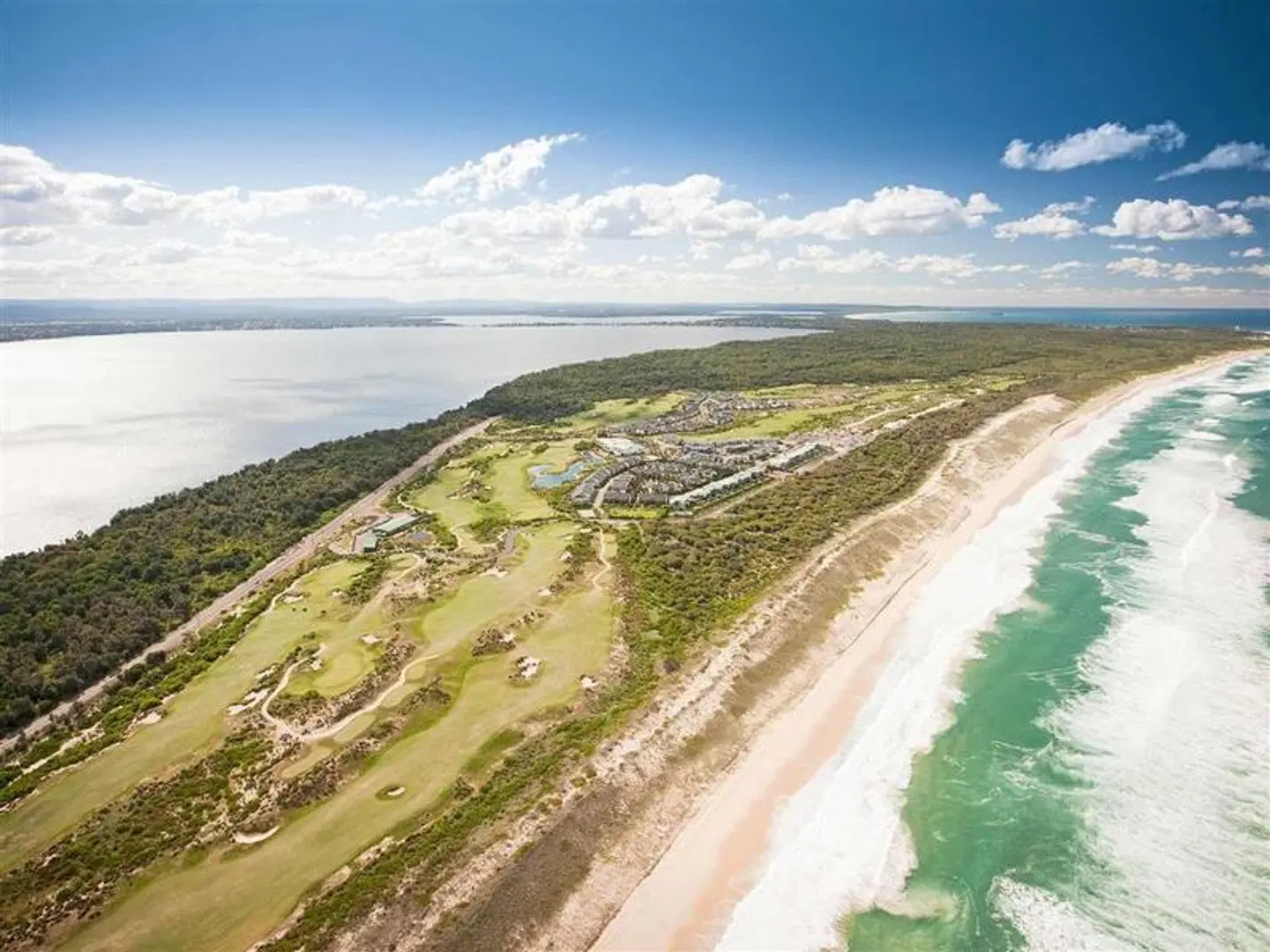 Pullman Magenta Shores Resort LANDSCAPE