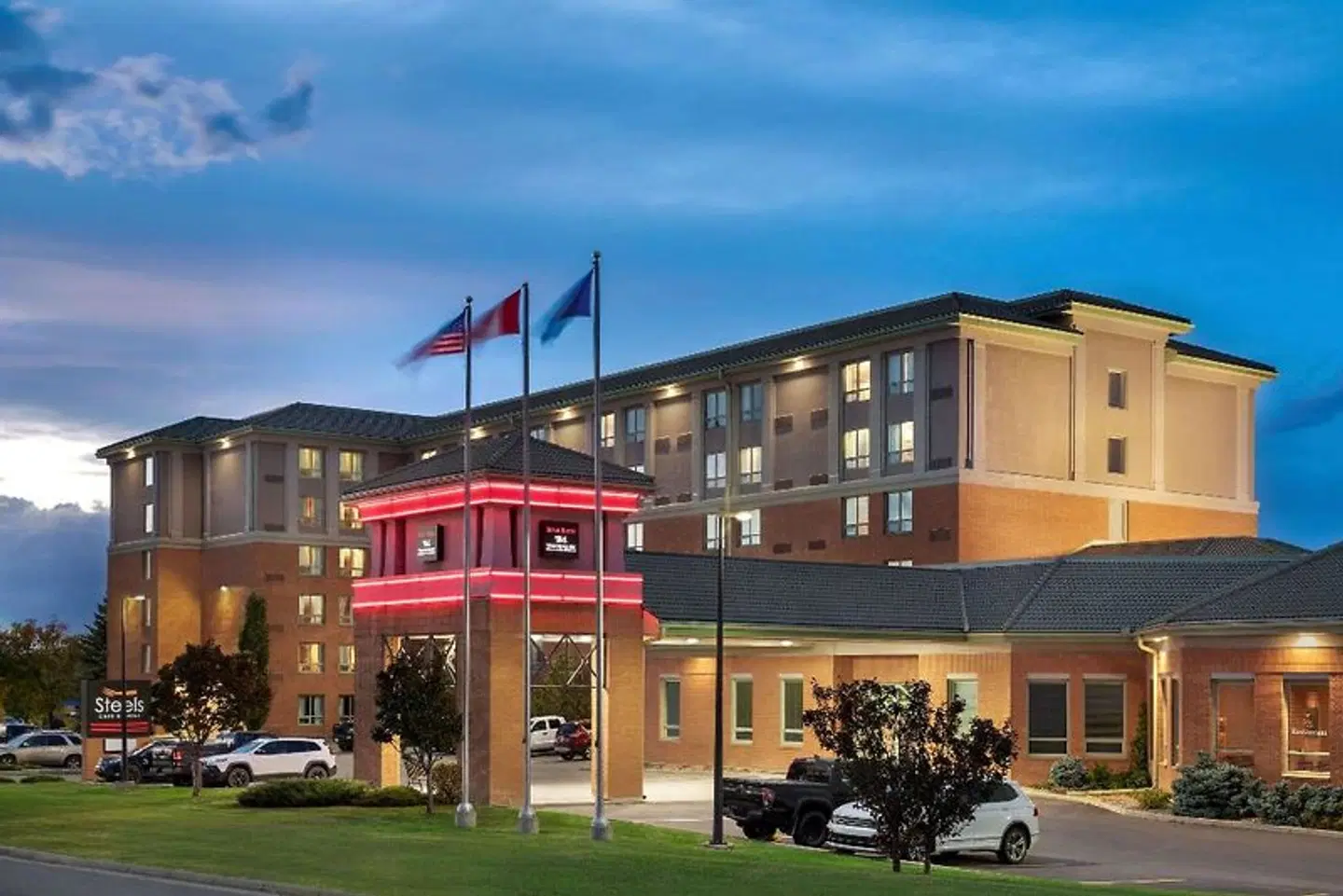 Royal Hotel Calgary, Trademark Collection by Wyndham EXTERIOR